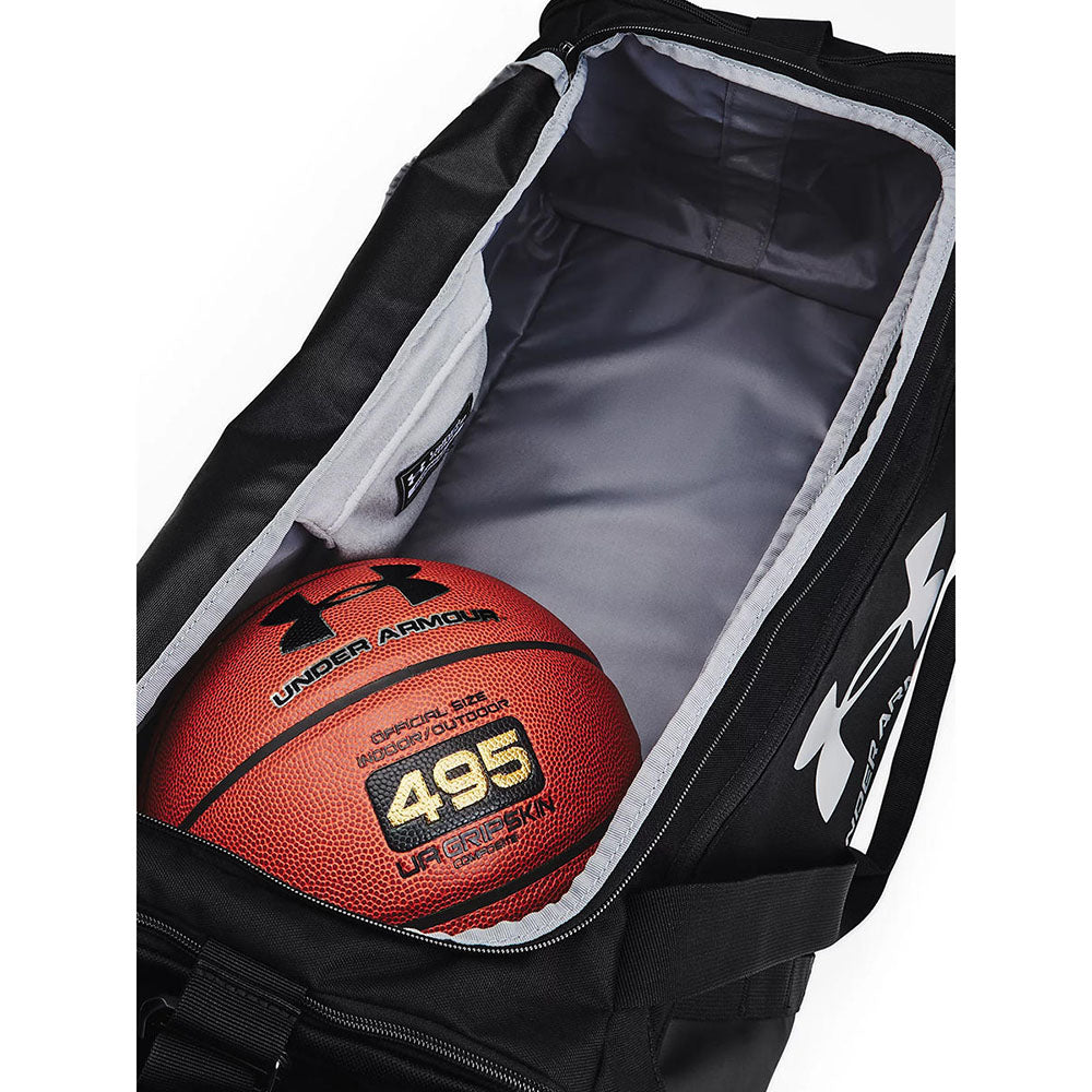 UNDER ARMOUR Undeniable 5.0 Medium กระเป๋ายิมทรงหมอนผู้ใหญ่