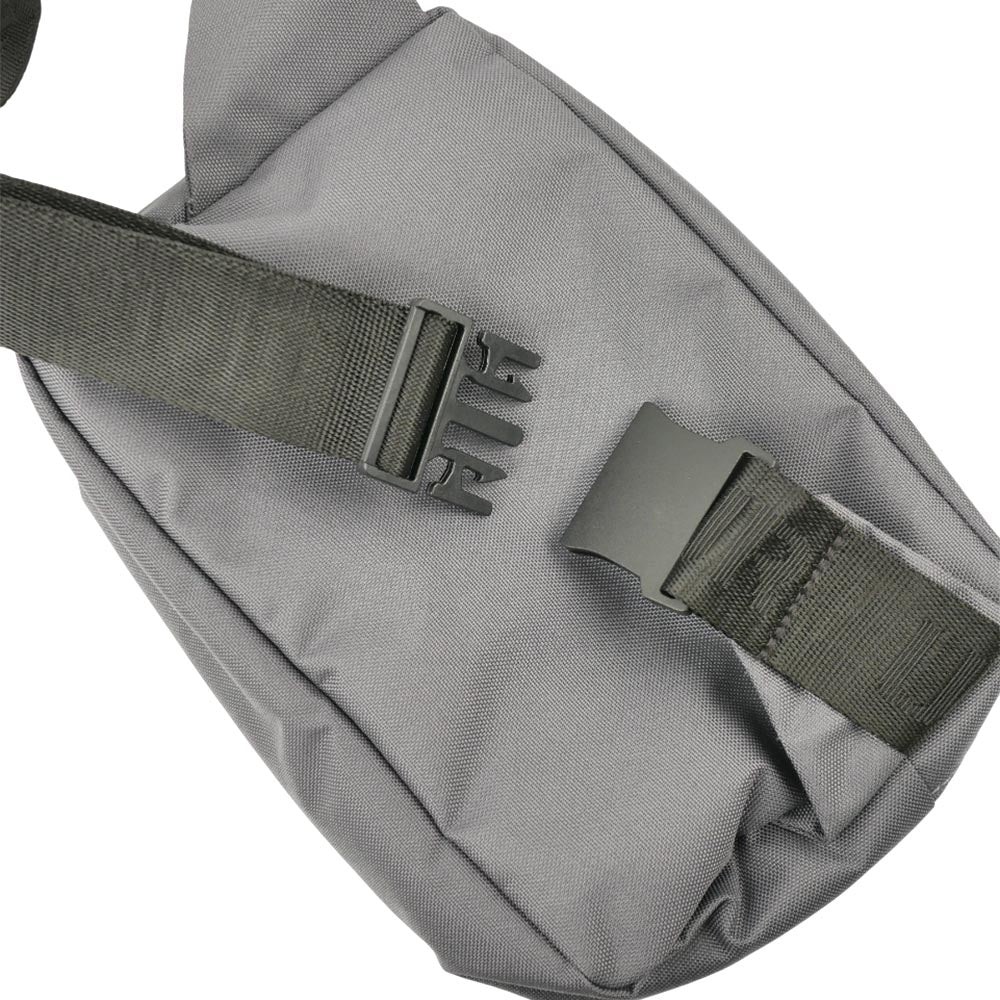 UNDER ARMOUR Essential Lite Unisex Waistpack - Supersports Thailand