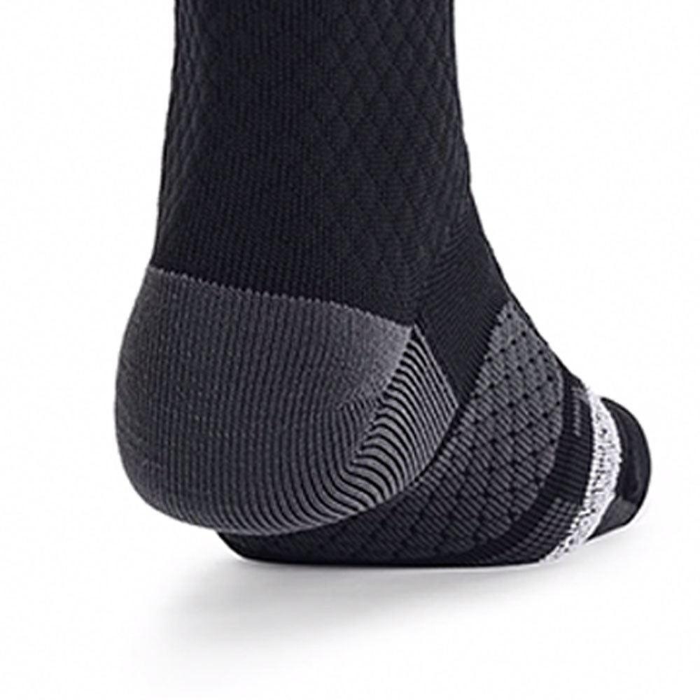 UNDER ARMOUR ArmourDry™ Playmaker Mid-Crew Unisex Socks - Supersports Thailand Supersports Thailand