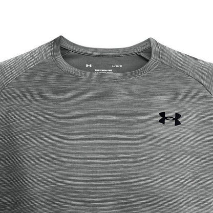 UNDER ARMOUR Tech™ Textured เสื้อออกกำลังกายผู้ชาย