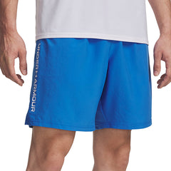 UNDER ARMOUR Tech™ Woven Wordmark กางเกงออกกำลังกายขาสั้นผู้ชาย