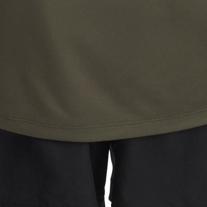 UNDER ARMOUR Tech™ เสื้อออกกำลังกายผู้ชาย