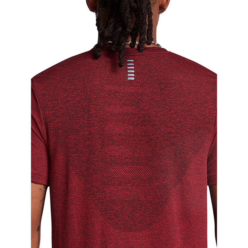 UNDER ARMOUR Seamless Stride Men's Running T-Shirt - Supersports Thailand