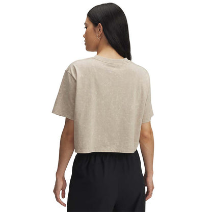 UNDER ARMOUR Wash Logo Boxy Crop เสื้อออกกำลังกายผู้หญิง