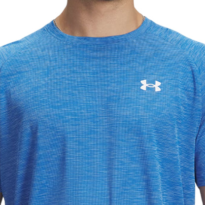 UNDER ARMOUR Tech™ Textured เสื้อออกกำลังกายผู้ชาย