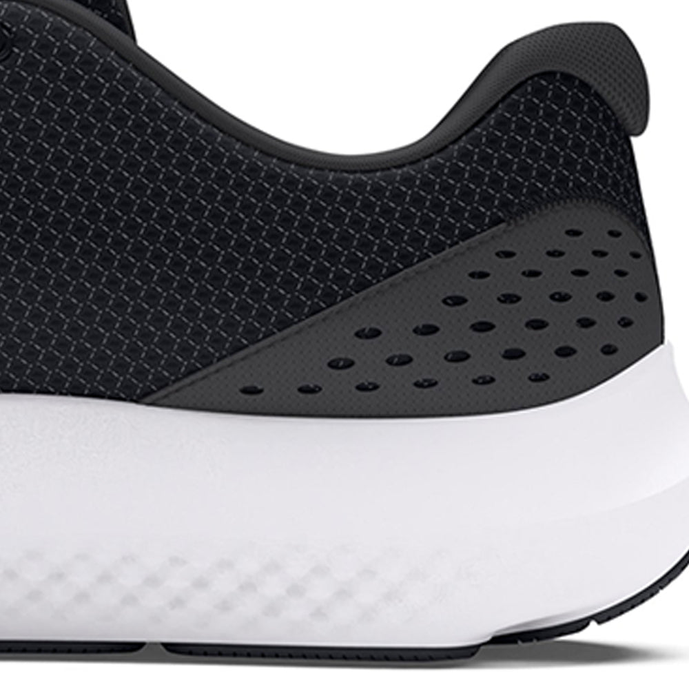 UNDER ARMOUR Surge 4 รองเท้าวิ่งผู้ชาย