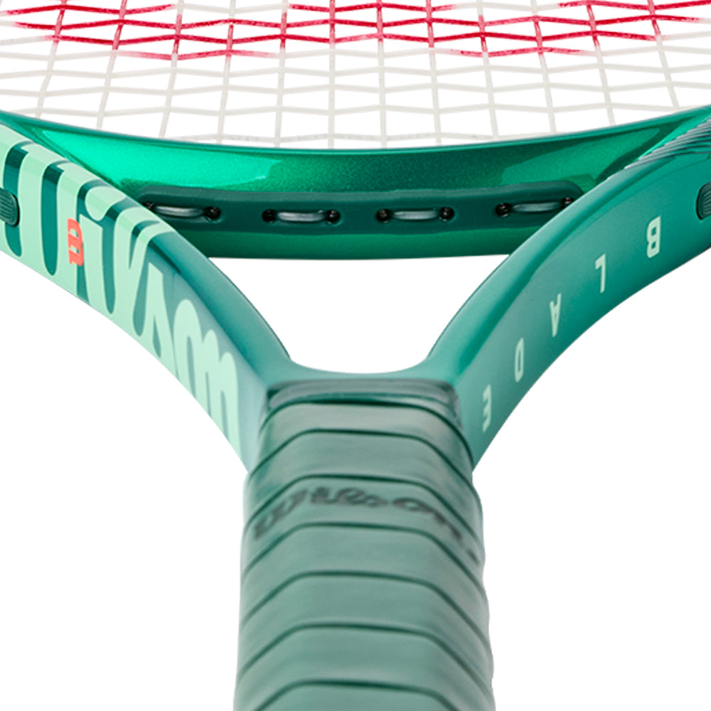 WILSON Blade 100 V10 300G Tennis Racket (Unstrung) - Supersports Thailand