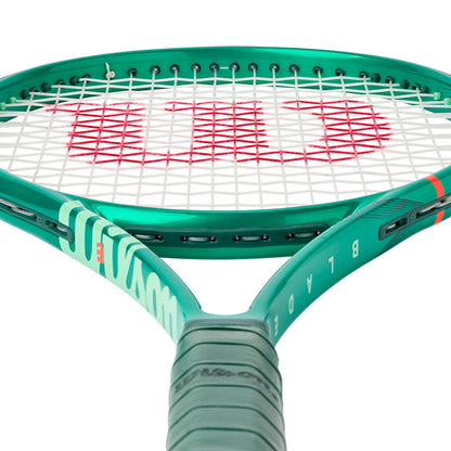 WILSON Blade 98 18X20 V10 305G Tennis Racket (Unstrung) - Supersports Thailand