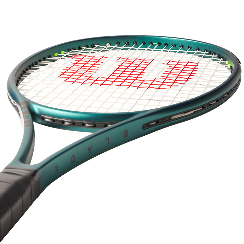 WILSON Blade 98 18X20 V9 305G Tennis Racket (Unstrung) - Supersports Thailand
