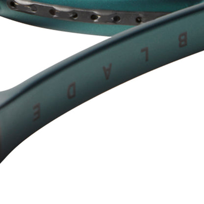 WILSON Blade 104 V9 Tennis Racket