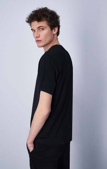 CHAMPION CREWNECK T-SHIRT เสื้อยืดทีเชิ๊ต ผู้ชาย 219831-KK001 Black - 1