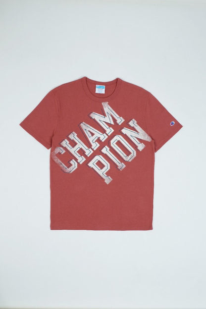 CHAMPION RW HERITAGE S/S GRAPHIC TEE เสื้อยืดทีเชิ๊ต ผู้ชาย GT19 586EXB-A1DF Red - 1