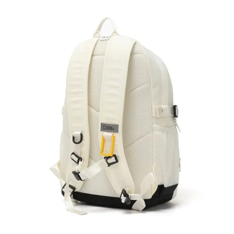 natgeo-bagpack-rev-online-4818535.webp