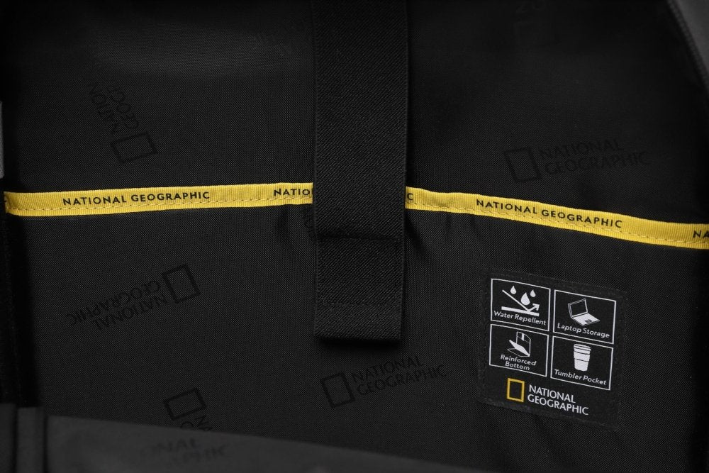natgeo-bagpack-unisexrev-online-1924600.jpg