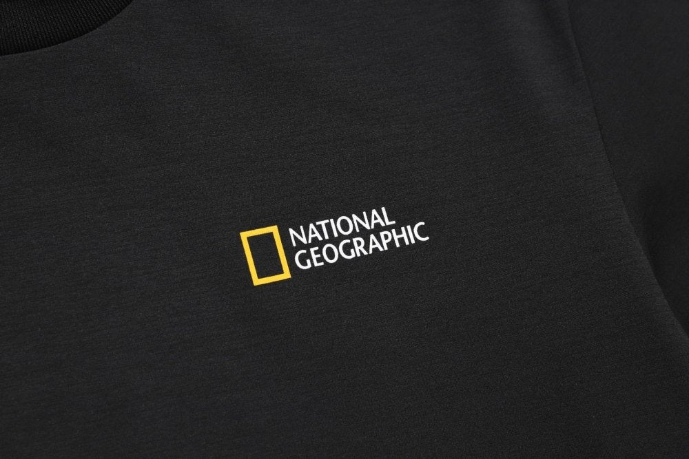 natgeo-t-shirt-unisexrev-online-7411722.jpg