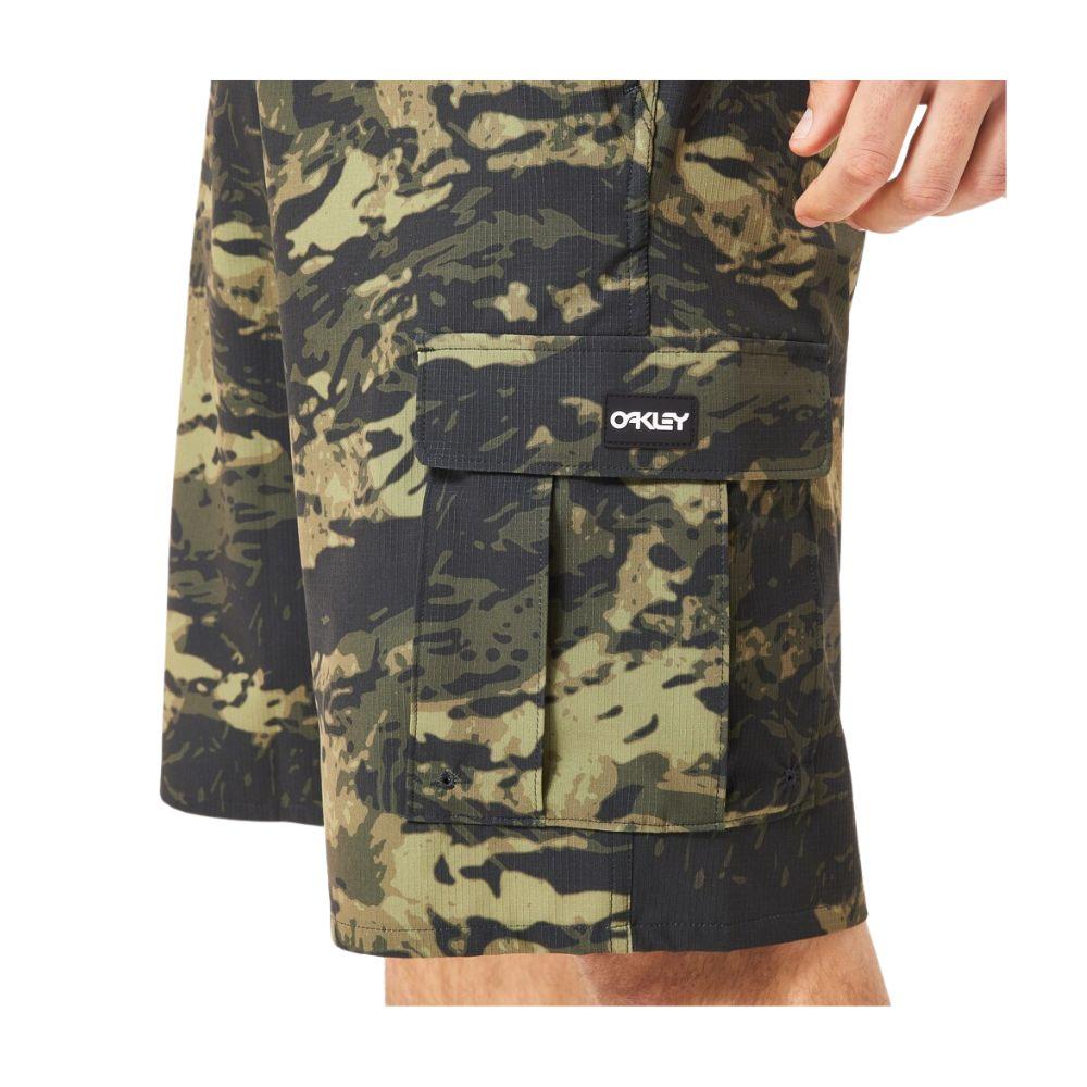 oakley-b1b-cargo-hybrid-short-rev-online-4587742.jpg