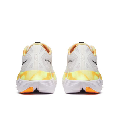 saucony-endorphin-trainer-menrev-online-7605893.jpg