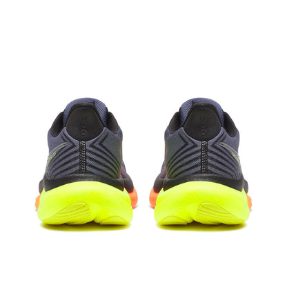 saucony-triumph-23-rev-online-1075836.jpg