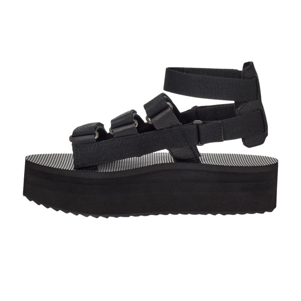 teva-w-flatform-mevia-womenrev-online-5705297.jpg